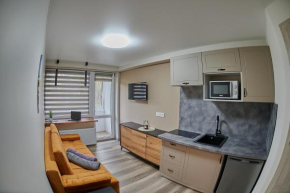 COZY VISIT, Studio4 with balcony, 24h Self Chek-in, on the first floor